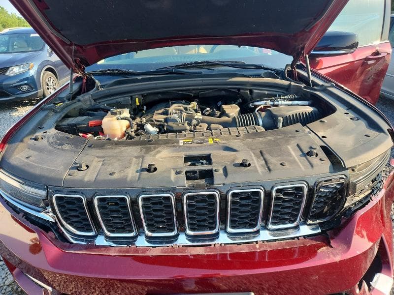 2022 JEEP GRAND CHEROKEE LIMITED 11