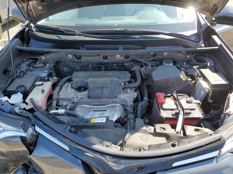 2017 TOYOTA RAV4 XLE 12