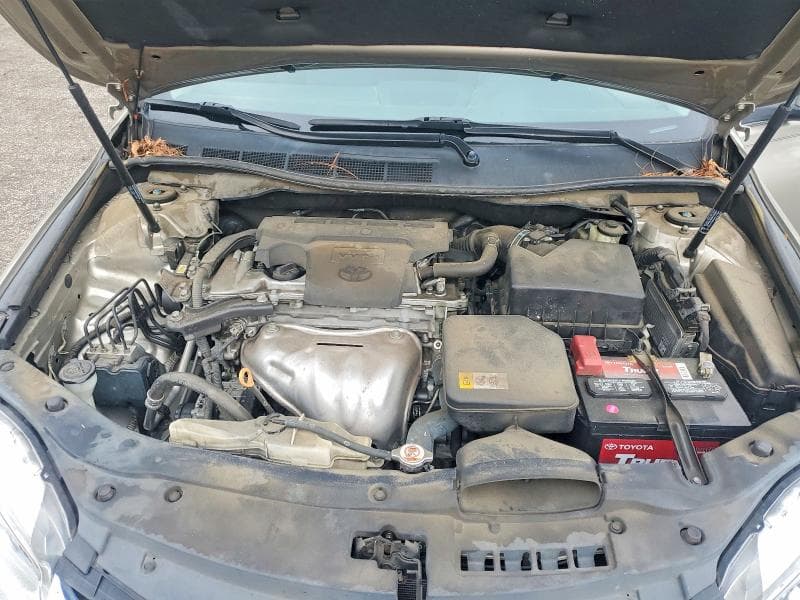 2017 TOYOTA CAMRY LE 11