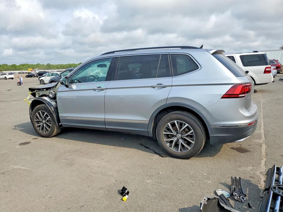 2020 VOLKSWAGEN TIGUAN SE 2