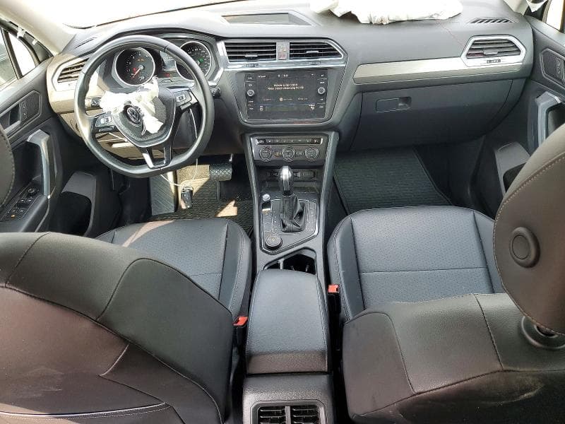 2020 VOLKSWAGEN TIGUAN SE 8