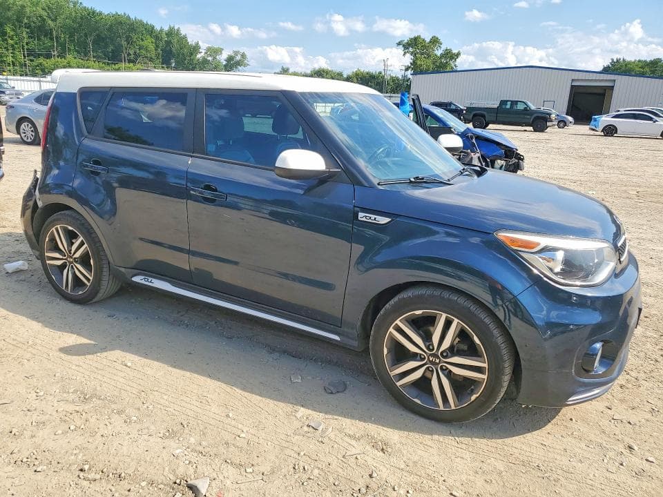 2018 KIA SOUL + 4