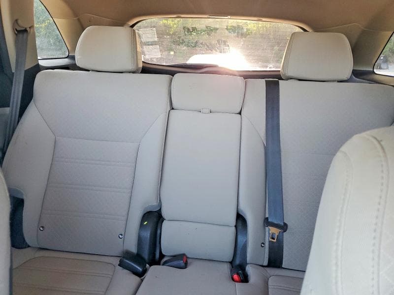 2018 KIA SORENTO LX V6 10