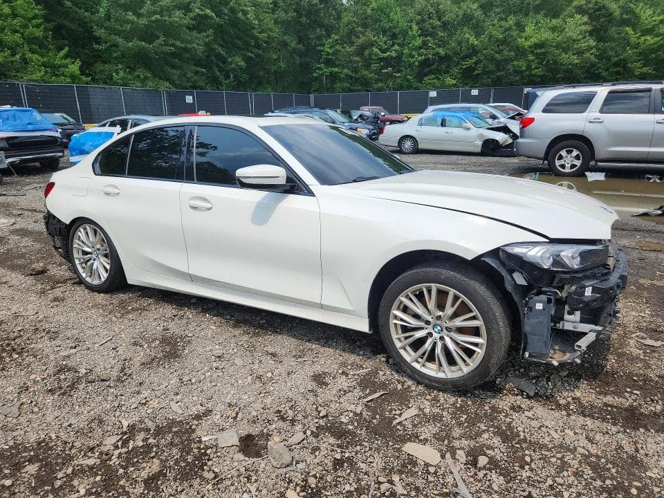 2023 BMW 330XI 4