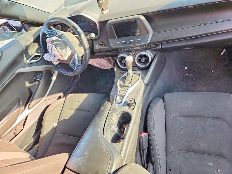 2021 CHEVROLET CAMARO LS 8