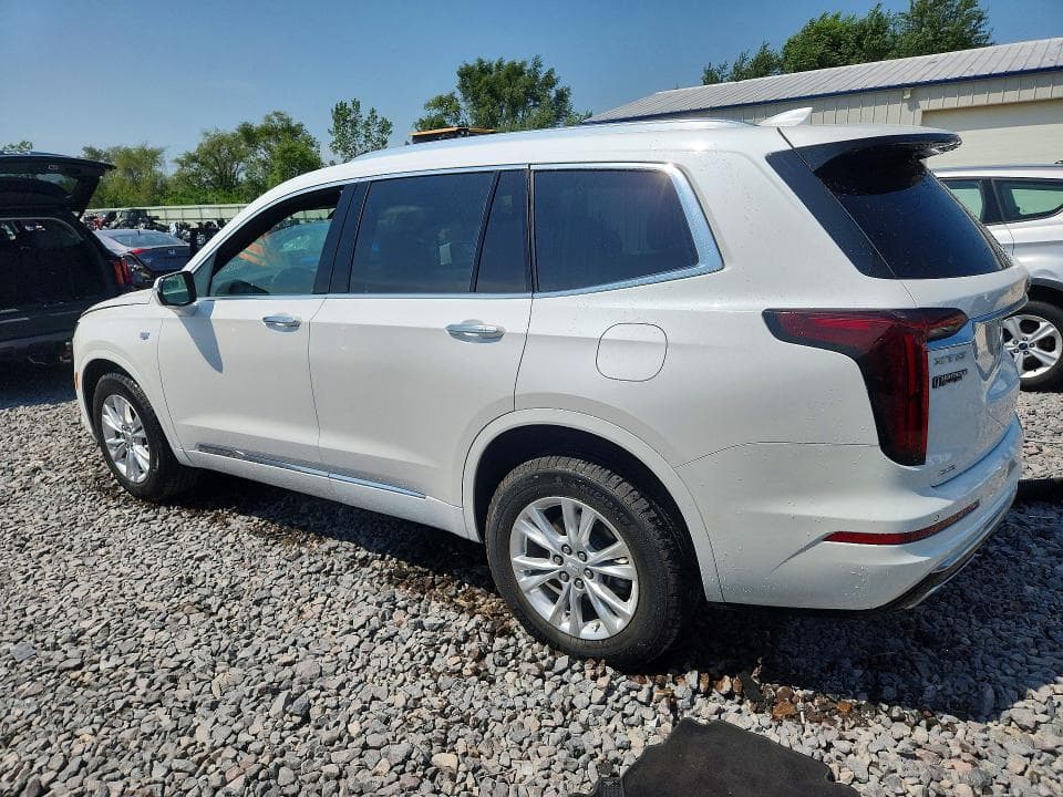 2023 CADILLAC XT6 LUXURY 2