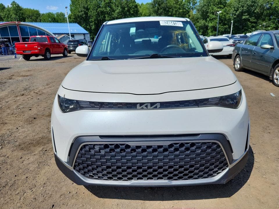 2023 KIA SOUL LX 5