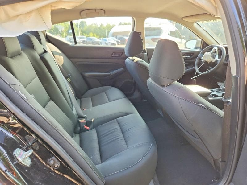 2024 NISSAN ALTIMA SV 10