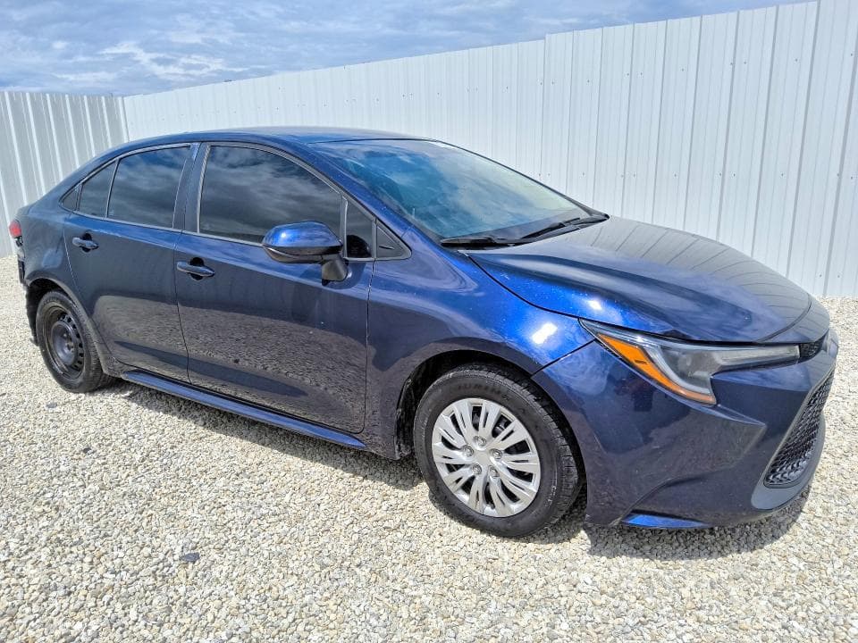 2020 TOYOTA COROLLA LE 4