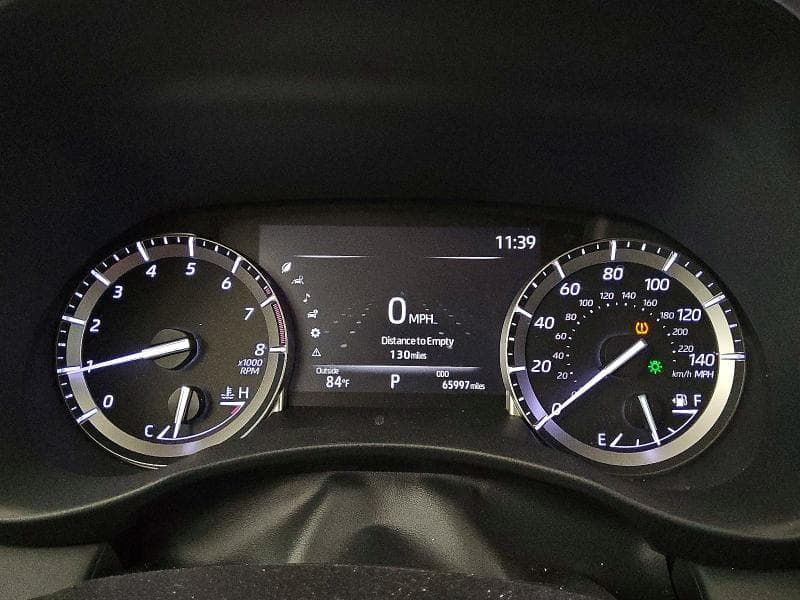 2022 TOYOTA HIGHLANDER XLE 9