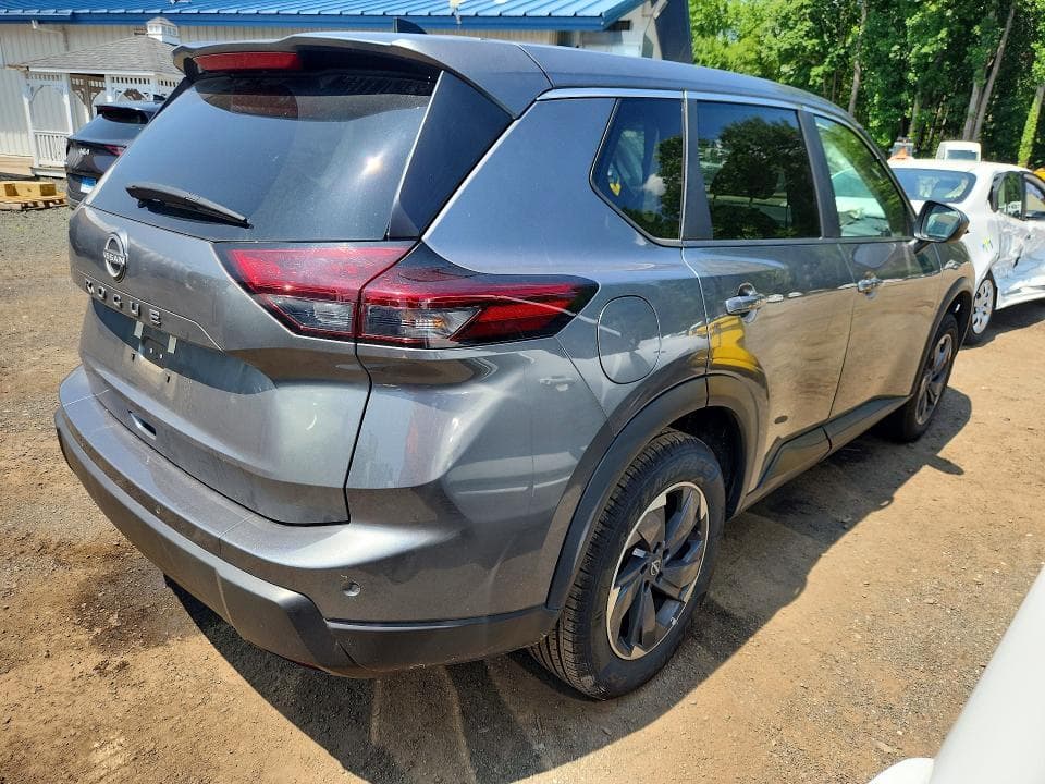 2025 NISSAN ROGUE SV 3