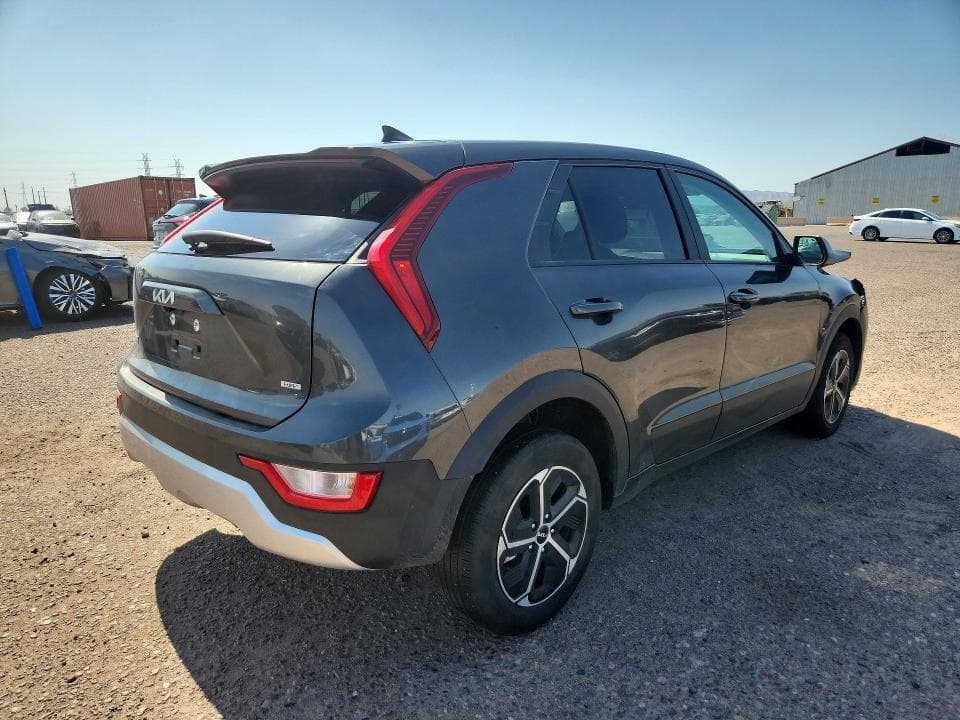 2026 KIA NIRO LX 3