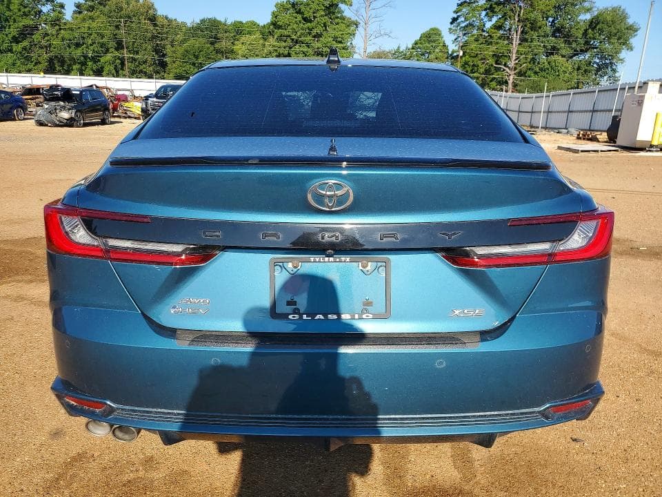 2025 TOYOTA CAMRY XSE 6