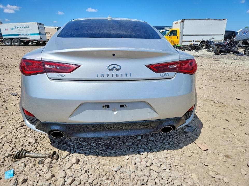 2017 INFINITI Q60 2.0T PREMIUM 6