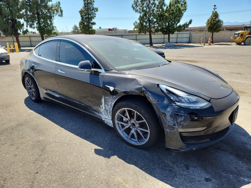 2019 TESLA MODEL 3 4