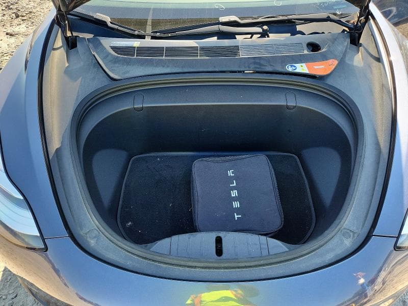2018 TESLA MODEL 3 11