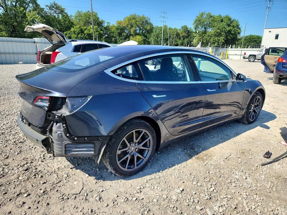2018 TESLA MODEL 3 3