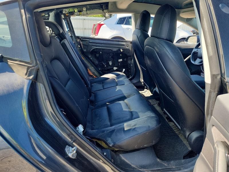 2018 TESLA MODEL 3 10
