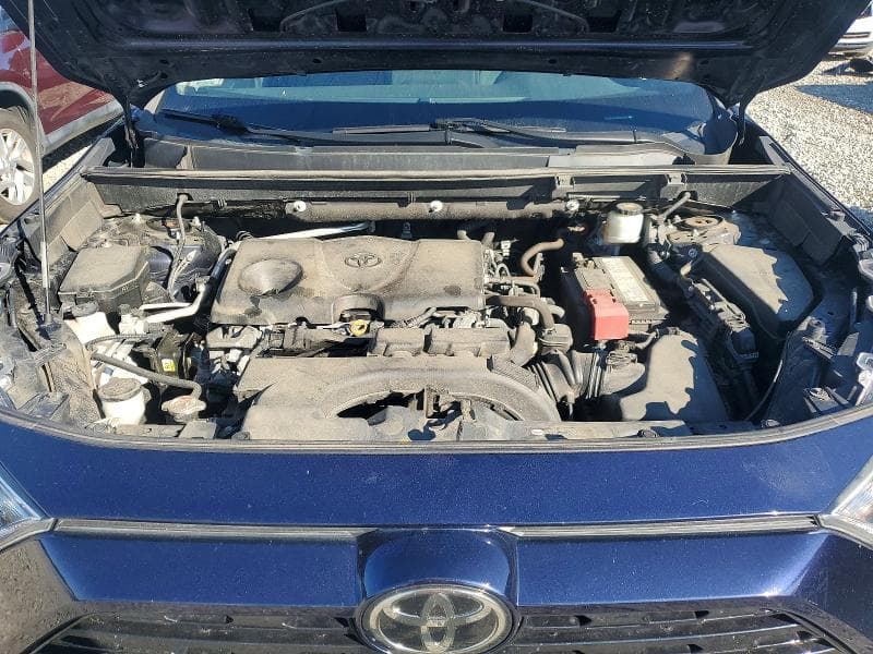 2019 TOYOTA RAV4 XLE 12