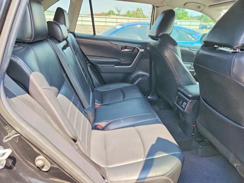 2021 TOYOTA RAV4 XLE PREMIUM XLE PREMIUM 11
