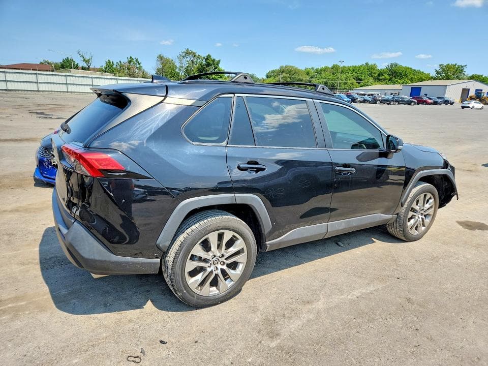 2021 TOYOTA RAV4 XLE PREMIUM XLE PREMIUM 3
