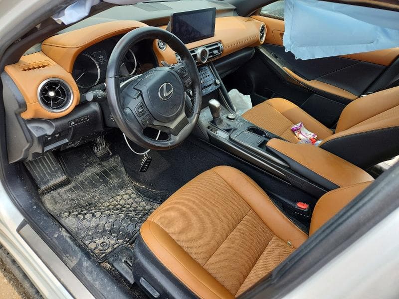 2022 LEXUS IS 300 8