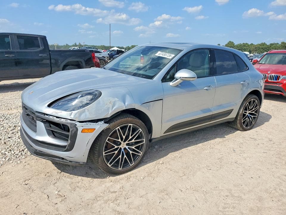 2026 PORSCHE MACAN BASE - 1