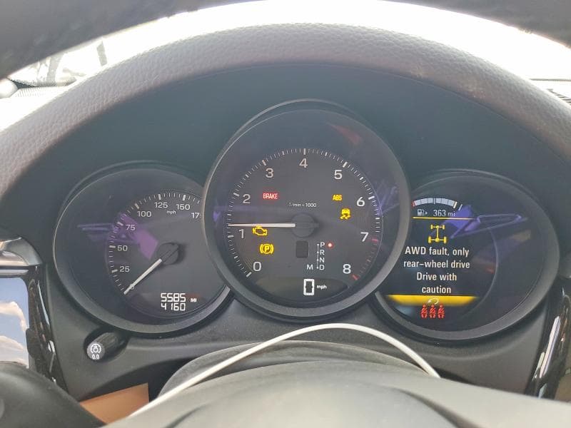 2026 PORSCHE MACAN BASE 9