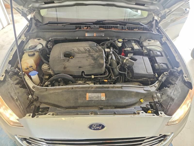2019 FORD FUSION SE 11