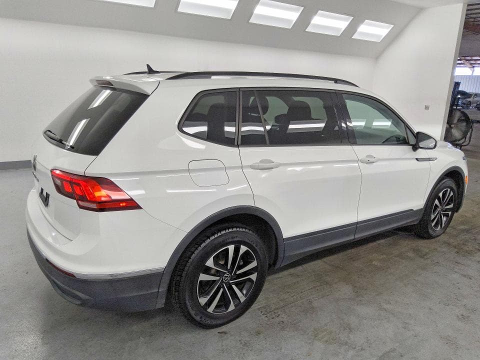 2022 VOLKSWAGEN TIGUAN S 3