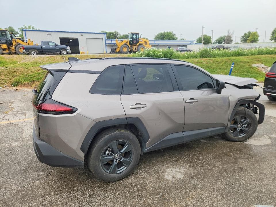 2026 TOYOTA RAV4 LE 3