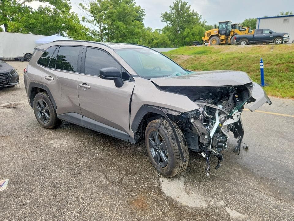2026 TOYOTA RAV4 LE 4