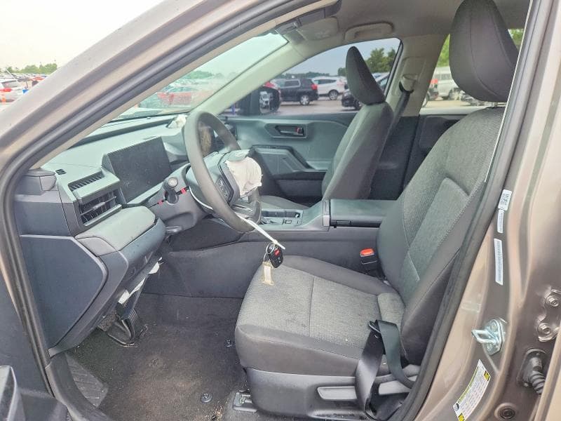 2026 TOYOTA RAV4 LE 7