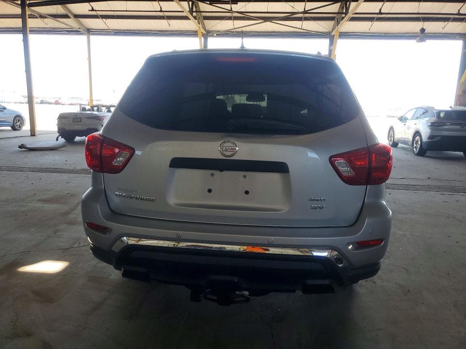 2018 NISSAN PATHFINDER SV 6