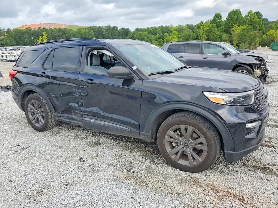 2021 FORD EXPLORER XLT 4