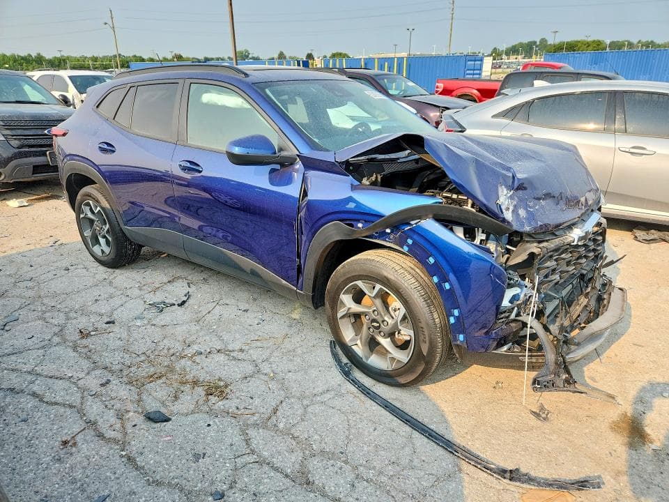 2024 CHEVROLET TRAX 1LT 4