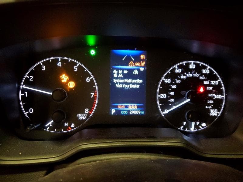 2023 TOYOTA COROLLA LE 9