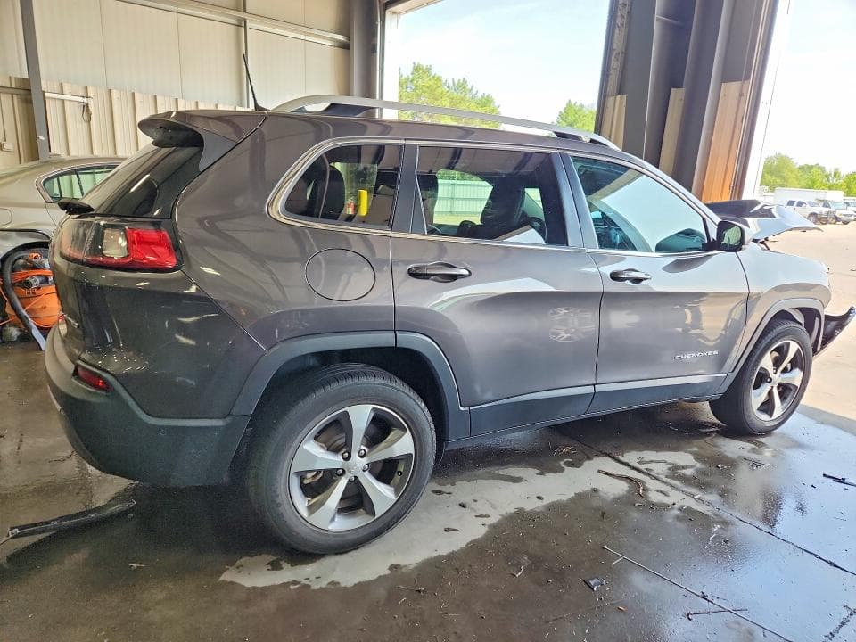 2021 JEEP CHEROKEE LIMITED 3