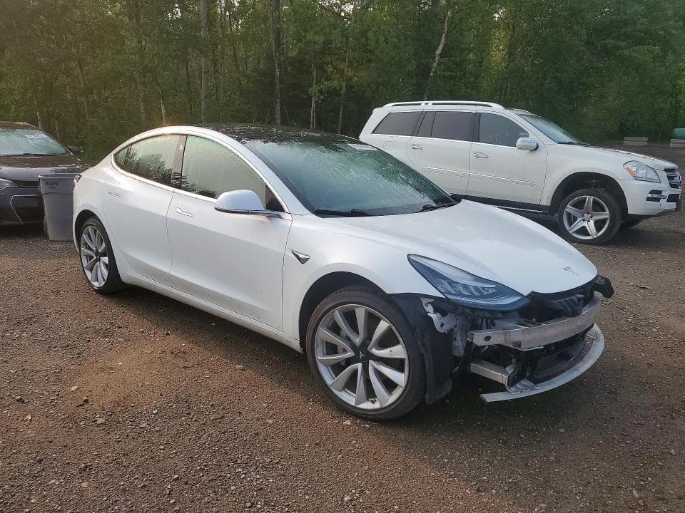 2019 TESLA MODEL 3 4