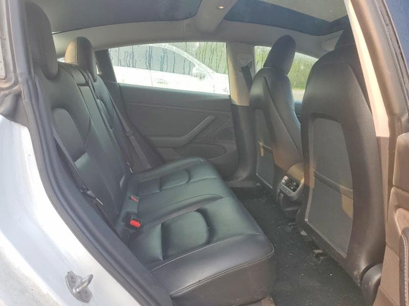 2019 TESLA MODEL 3 10