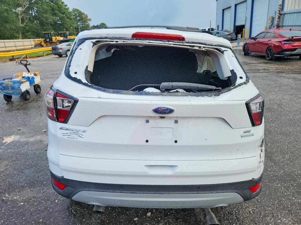 2017 FORD ESCAPE SE 6
