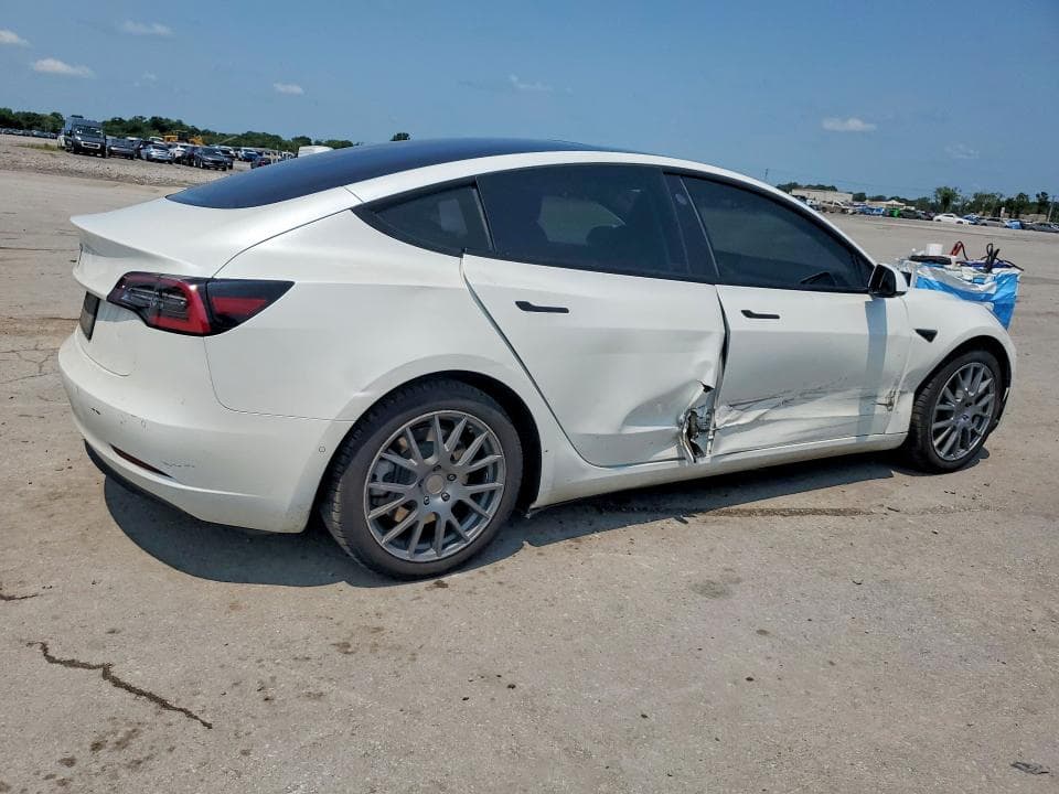 2022 TESLA MODEL 3 3