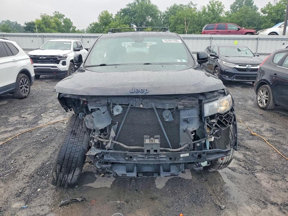 2019 JEEP GRAND CHEROKEE LAREDO 5