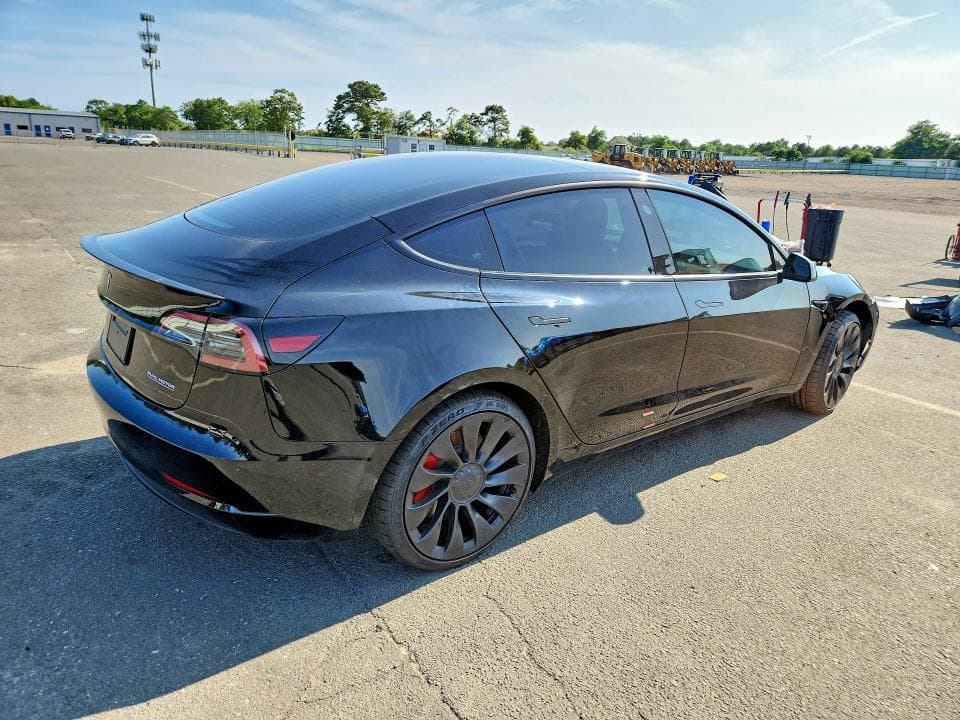 2023 TESLA MODEL 3 3