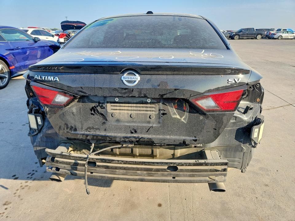 2019 NISSAN ALTIMA SV 6