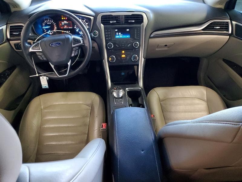 2017 FORD FUSION SE 8