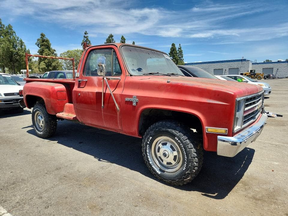 1986 CHEVROLET K20 4