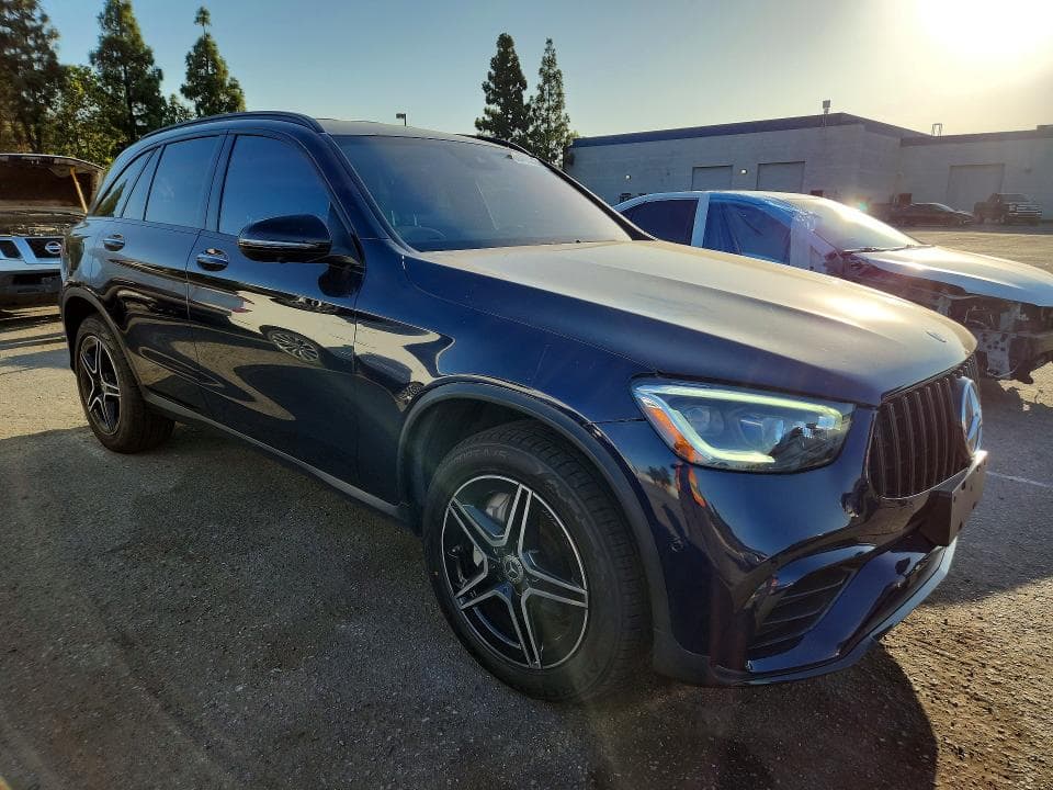 2020 MERCEDES-BENZ GLC 300 4