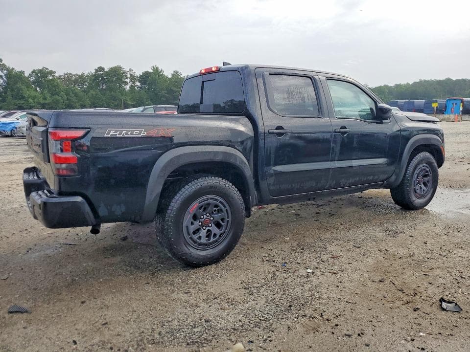 2026 NISSAN FRONTIER PRO-4X 3