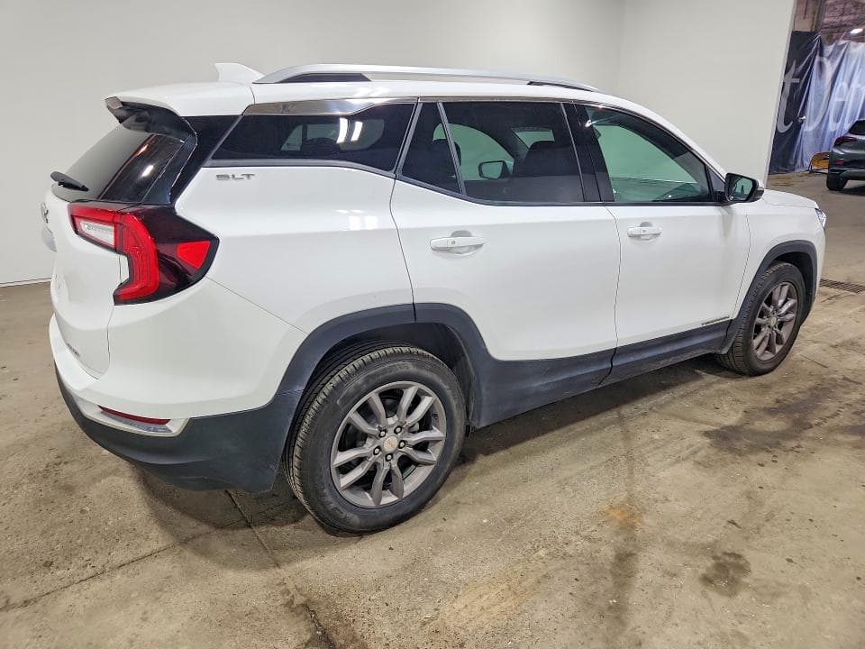 2024 GMC TERRAIN SLT 3